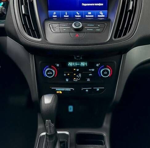 Серый Форд Эскейп, объемом двигателя 1.5 л и пробегом 193 тыс. км за 10999 $, фото 25 на Automoto.ua