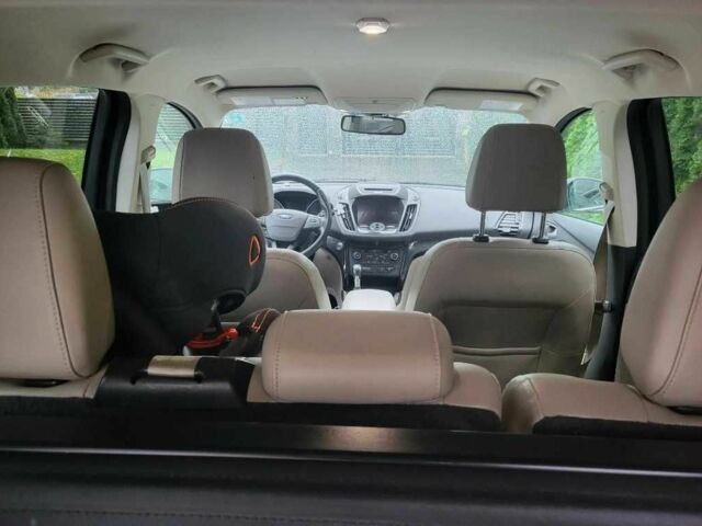 Серый Форд Эскейп, объемом двигателя 2 л и пробегом 123 тыс. км за 9800 $, фото 8 на Automoto.ua