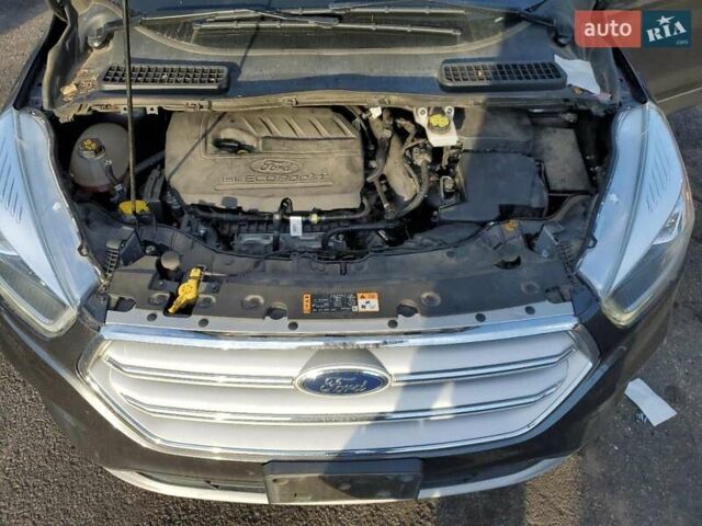 Серый Форд Эскейп, объемом двигателя 1.5 л и пробегом 127 тыс. км за 1800 $, фото 10 на Automoto.ua