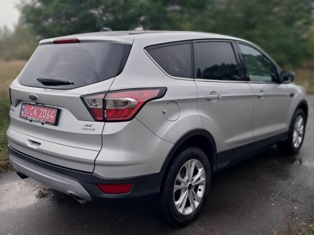 Серый Форд Эскейп, объемом двигателя 1.5 л и пробегом 130 тыс. км за 12500 $, фото 2 на Automoto.ua