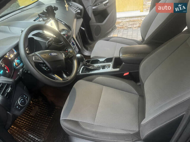 Серый Форд Эскейп, объемом двигателя 1.5 л и пробегом 265 тыс. км за 12500 $, фото 24 на Automoto.ua