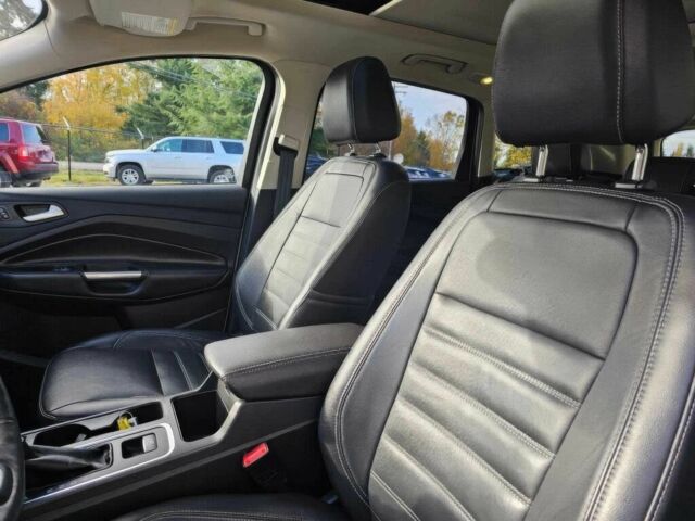 Серый Форд Эскейп, объемом двигателя 2 л и пробегом 58 тыс. км за 1100 $, фото 8 на Automoto.ua