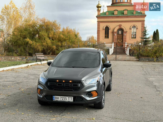 Форд Эскейп 2017 в Кропивницком (Кировограде) на Automoto.ua Серый Форд Эскейп, объемом двигателя 2.5 л и пробегом 98 тыс. км за 13900 $, фото 24 на Automoto.ua