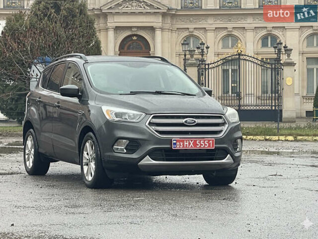 Сірий Форд Ескейп, об'ємом двигуна 1.5 л та пробігом 235 тис. км за 9550 $, фото 1 на Automoto.ua