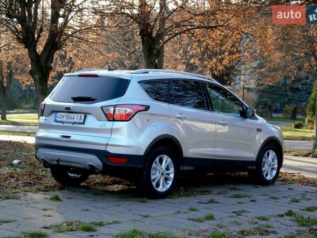 Сірий Форд Ескейп, об'ємом двигуна 2 л та пробігом 137 тис. км за 12900 $, фото 11 на Automoto.ua