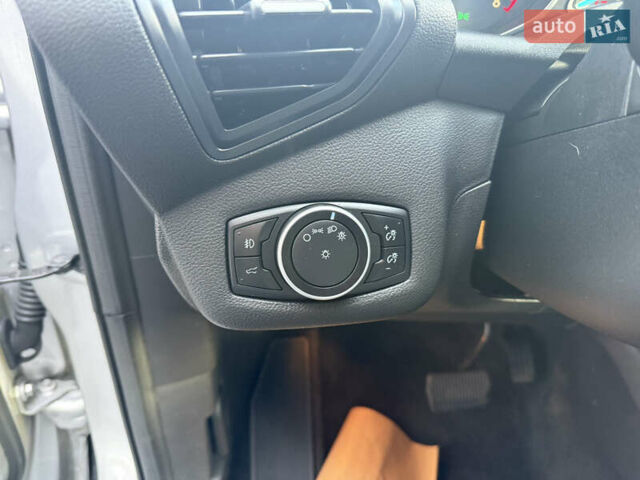 Серый Форд Эскейп, объемом двигателя 1.5 л и пробегом 167 тыс. км за 13000 $, фото 29 на Automoto.ua