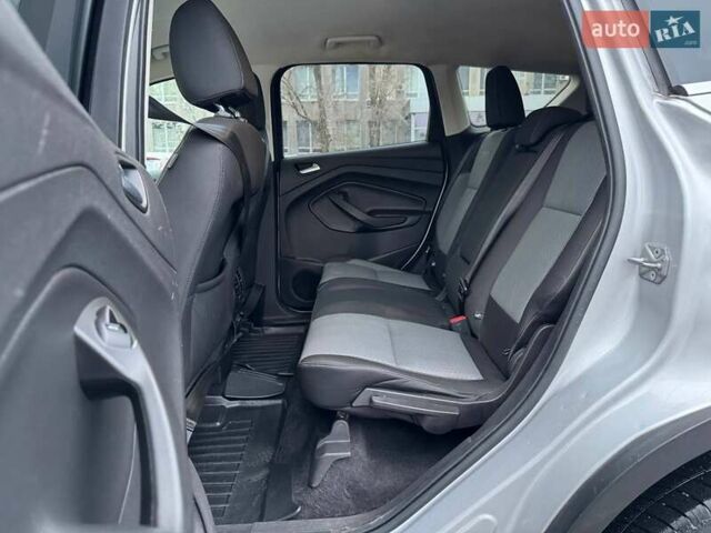 Серый Форд Эскейп, объемом двигателя 1.5 л и пробегом 172 тыс. км за 13900 $, фото 18 на Automoto.ua