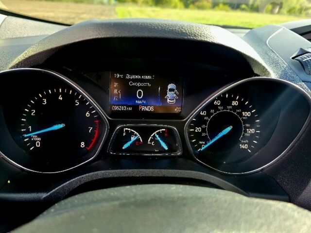 Серый Форд Эскейп, объемом двигателя 2.5 л и пробегом 95 тыс. км за 12500 $, фото 6 на Automoto.ua