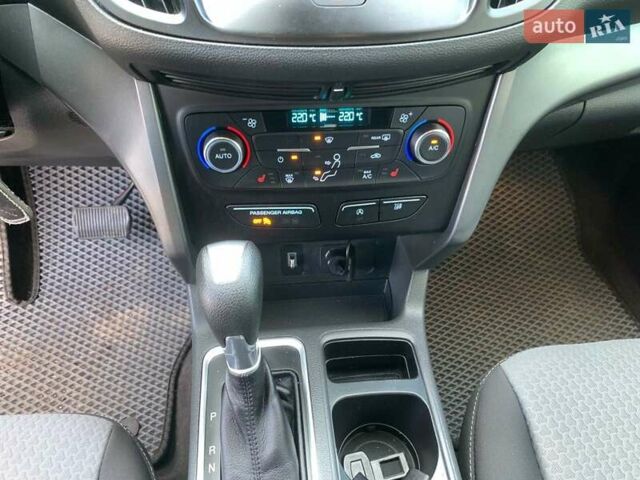 Серый Форд Эскейп, объемом двигателя 1.5 л и пробегом 118 тыс. км за 14690 $, фото 35 на Automoto.ua