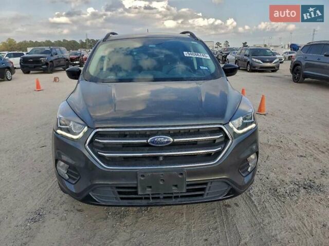 Сірий Форд Ескейп, об'ємом двигуна 0 л та пробігом 77 тис. км за 1400 $, фото 4 на Automoto.ua