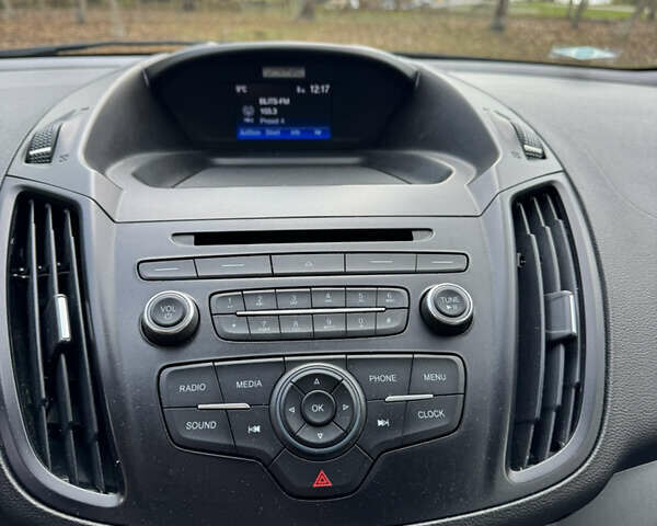 Форд Эскейп 2017 в Белой Церкве на Automoto.ua Серый Форд Эскейп, объемом двигателя 2.5 л и пробегом 195 тыс. км за 12600 $, фото 12 на Automoto.ua