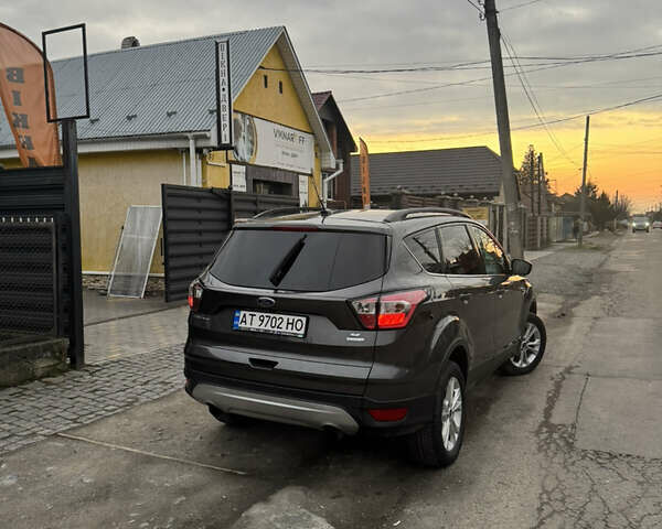 Серый Форд Эскейп, объемом двигателя 1.5 л и пробегом 265 тыс. км за 12500 $, фото 8 на Automoto.ua