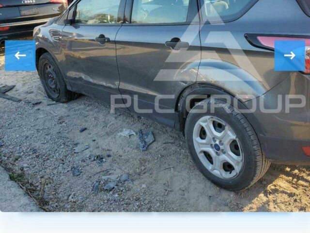 Серый Форд Эскейп, объемом двигателя 2.5 л и пробегом 95 тыс. км за 12500 $, фото 16 на Automoto.ua