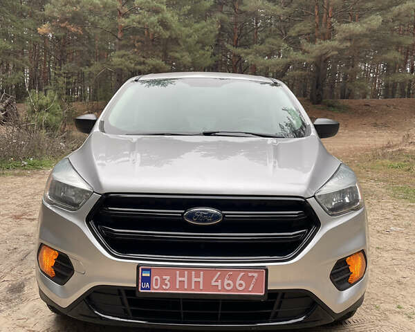 Серый Форд Эскейп, объемом двигателя 2.5 л и пробегом 141 тыс. км за 12500 $, фото 1 на Automoto.ua