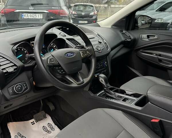 Серый Форд Эскейп, объемом двигателя 2.5 л и пробегом 171 тыс. км за 11950 $, фото 11 на Automoto.ua