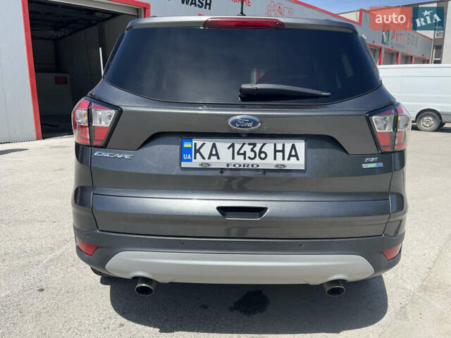 Серый Форд Эскейп, объемом двигателя 2 л и пробегом 154 тыс. км за 13400 $, фото 7 на Automoto.ua