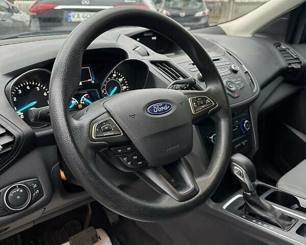 Серый Форд Эскейп, объемом двигателя 2.5 л и пробегом 171 тыс. км за 11950 $, фото 14 на Automoto.ua