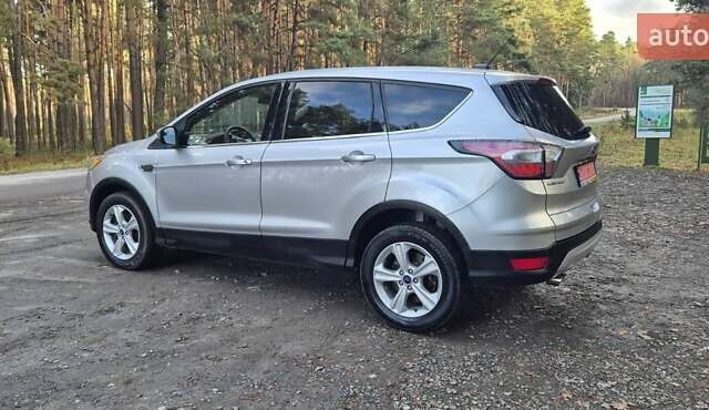 Сірий Форд Ескейп, об'ємом двигуна 1.5 л та пробігом 226 тис. км за 10300 $, фото 9 на Automoto.ua