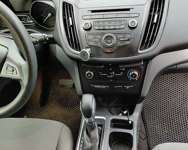 Сірий Форд Ескейп, об'ємом двигуна 2.5 л та пробігом 90 тис. км за 15499 $, фото 6 на Automoto.ua