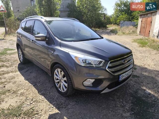 Форд Эскейп 2017 в Барвенковом на Automoto.ua Серый Форд Эскейп, объемом двигателя 2 л и пробегом 134 тыс. км за 13450 $, фото 5 на Automoto.ua