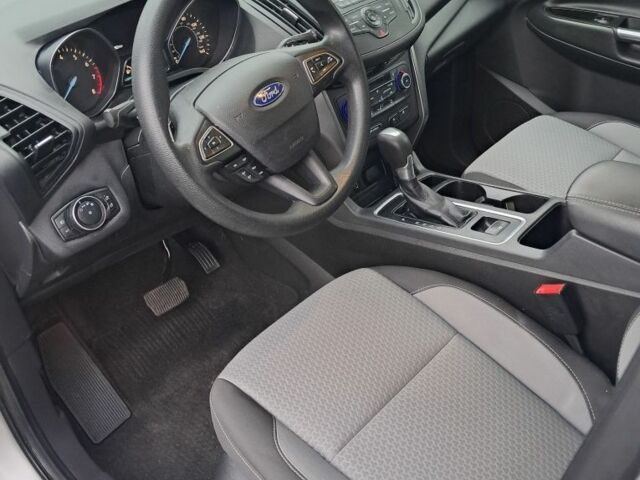 Серый Форд Эскейп, объемом двигателя 1.5 л и пробегом 130 тыс. км за 12500 $, фото 3 на Automoto.ua