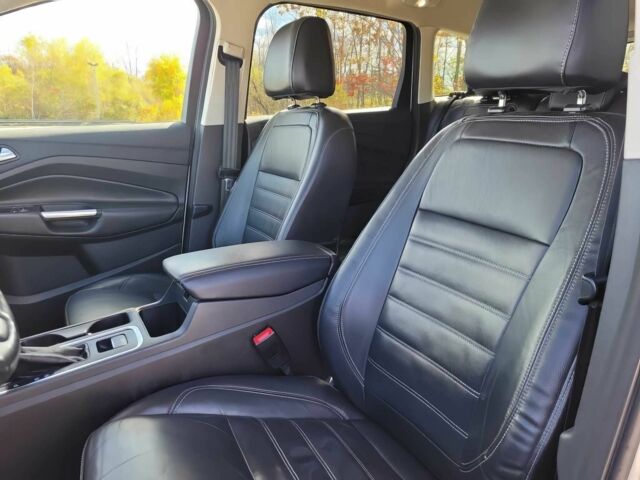 Серый Форд Эскейп, объемом двигателя 2 л и пробегом 66 тыс. км за 2300 $, фото 6 на Automoto.ua