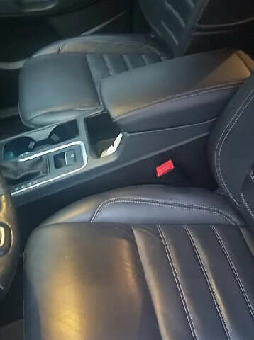 Сірий Форд Ескейп, об'ємом двигуна 2 л та пробігом 106 тис. км за 11500 $, фото 7 на Automoto.ua