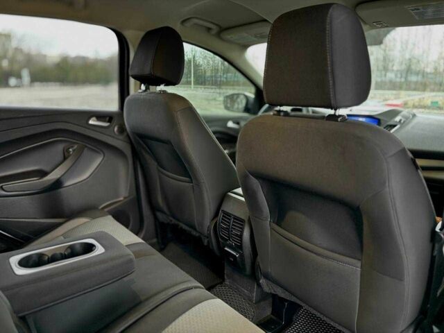 Серый Форд Эскейп, объемом двигателя 1.5 л и пробегом 193 тыс. км за 10999 $, фото 12 на Automoto.ua