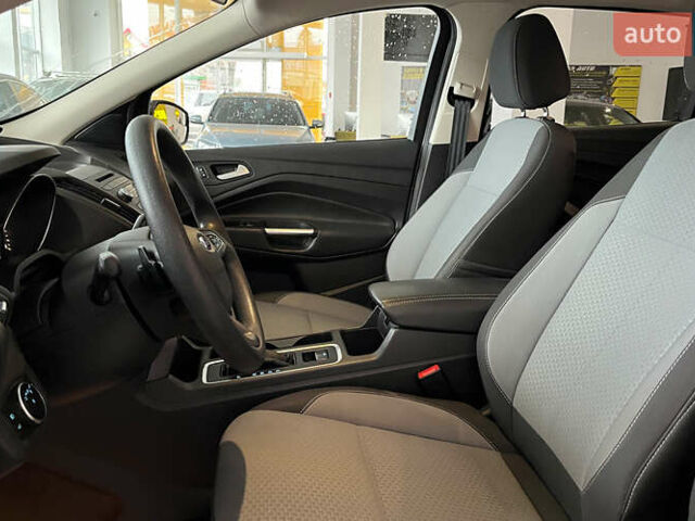 Серый Форд Эскейп, объемом двигателя 1.5 л и пробегом 130 тыс. км за 12650 $, фото 8 на Automoto.ua