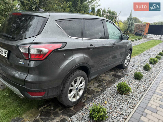 Серый Форд Эскейп, объемом двигателя 1.5 л и пробегом 144 тыс. км за 11500 $, фото 3 на Automoto.ua