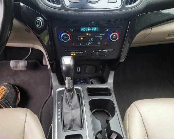 Серый Форд Эскейп, объемом двигателя 2 л и пробегом 123 тыс. км за 9800 $, фото 16 на Automoto.ua