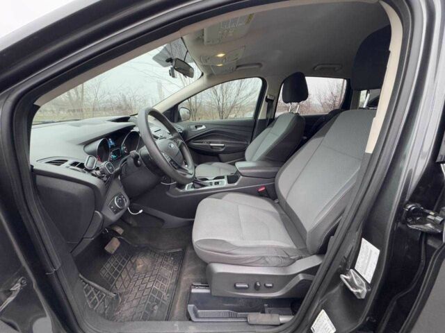 Серый Форд Эскейп, объемом двигателя 1.5 л и пробегом 60 тыс. км за 11500 $, фото 7 на Automoto.ua