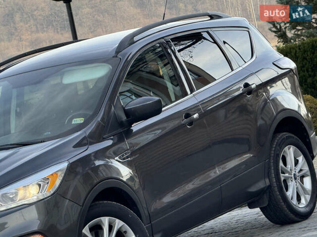 Серый Форд Эскейп, объемом двигателя 1.5 л и пробегом 176 тыс. км за 11999 $, фото 18 на Automoto.ua