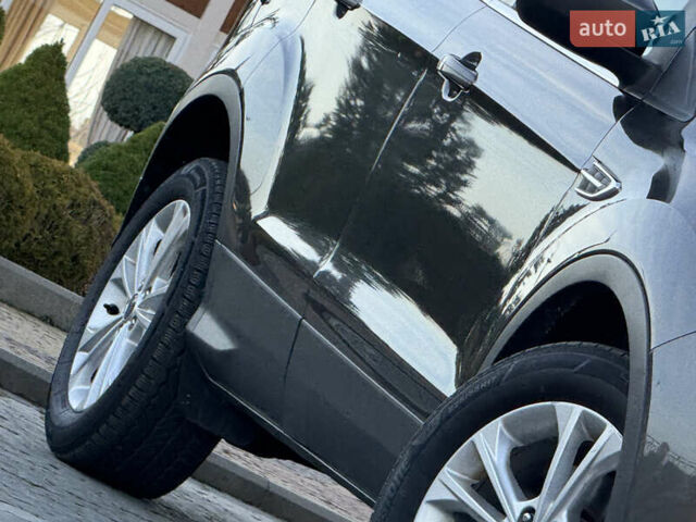 Серый Форд Эскейп, объемом двигателя 1.5 л и пробегом 176 тыс. км за 11999 $, фото 9 на Automoto.ua