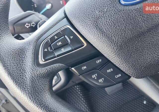 Форд Эскейп 2017 в Кривом Роге на Automoto.ua Серый Форд Эскейп, объемом двигателя 1.5 л и пробегом 81 тыс. км за 12400 $, фото 21 на Automoto.ua