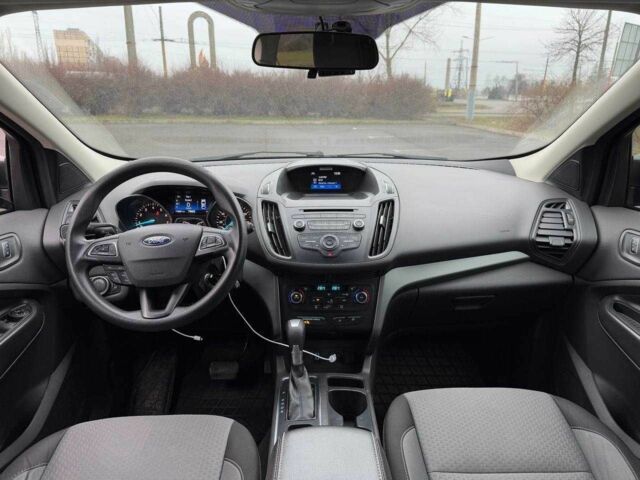 Серый Форд Эскейп, объемом двигателя 1.5 л и пробегом 60 тыс. км за 11500 $, фото 9 на Automoto.ua