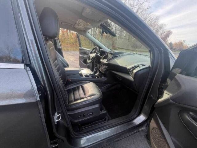 Сірий Форд Ескейп, об'ємом двигуна 2 л та пробігом 89 тис. км за 8000 $, фото 12 на Automoto.ua