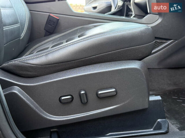 Серый Форд Эскейп, объемом двигателя 1.5 л и пробегом 176 тыс. км за 11999 $, фото 53 на Automoto.ua