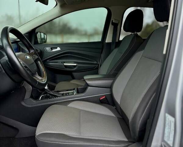 Серый Форд Эскейп, объемом двигателя 1.5 л и пробегом 193 тыс. км за 10999 $, фото 10 на Automoto.ua