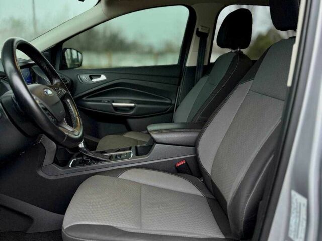 Серый Форд Эскейп, объемом двигателя 1.5 л и пробегом 193 тыс. км за 10999 $, фото 9 на Automoto.ua