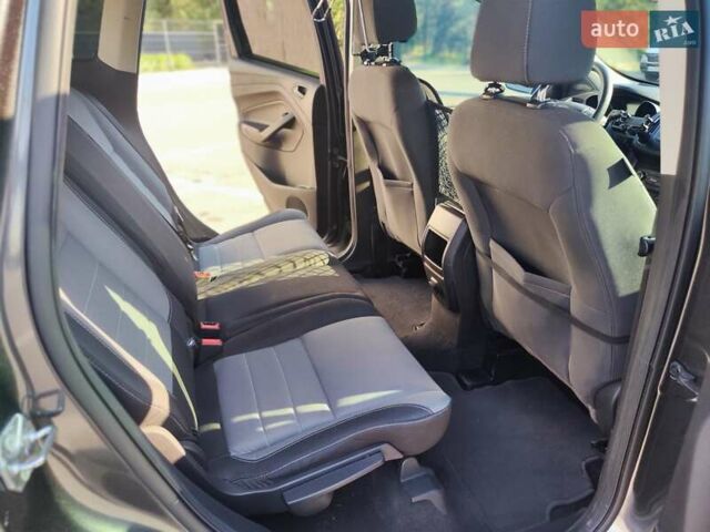 Серый Форд Эскейп, объемом двигателя 2.49 л и пробегом 102 тыс. км за 16200 $, фото 8 на Automoto.ua