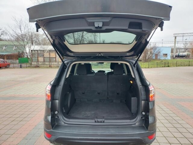 Сірий Форд Ескейп, об'ємом двигуна 1.5 л та пробігом 131 тис. км за 11950 $, фото 13 на Automoto.ua