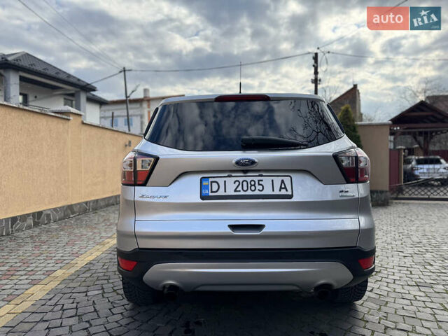 Сірий Форд Ескейп, об'ємом двигуна 1.5 л та пробігом 113 тис. км за 12500 $, фото 5 на Automoto.ua