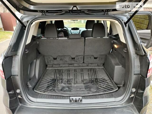 Сірий Форд Ескейп, об'ємом двигуна 2.5 л та пробігом 90 тис. км за 15499 $, фото 8 на Automoto.ua