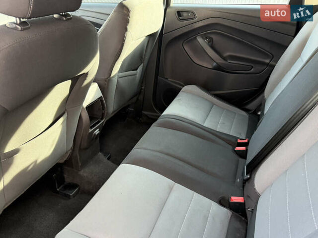 Серый Форд Эскейп, объемом двигателя 2.5 л и пробегом 165 тыс. км за 7999 $, фото 11 на Automoto.ua