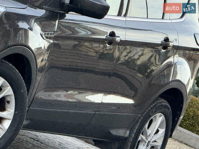 Серый Форд Эскейп, объемом двигателя 1.5 л и пробегом 176 тыс. км за 11999 $, фото 17 на Automoto.ua