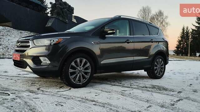 Серый Форд Эскейп, объемом двигателя 1.5 л и пробегом 205 тыс. км за 11999 $, фото 14 на Automoto.ua