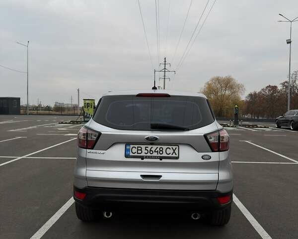 Сірий Форд Ескейп, об'ємом двигуна 2.5 л та пробігом 134 тис. км за 12500 $, фото 4 на Automoto.ua