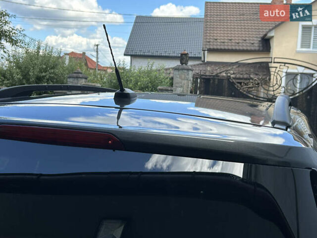 Серый Форд Эскейп, объемом двигателя 2 л и пробегом 80 тыс. км за 14250 $, фото 13 на Automoto.ua