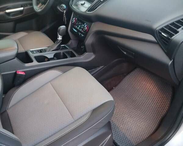 Форд Эскейп 2017 в Немирове на Automoto.ua Серый Форд Эскейп, объемом двигателя 1.5 л и пробегом 118 тыс. км за 14000 $, фото 16 на Automoto.ua